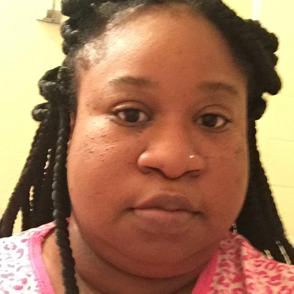Meet your Posher, Cassandra